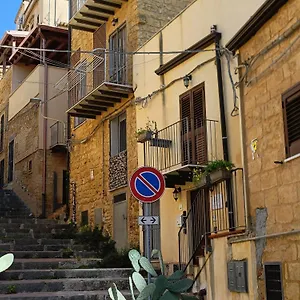 A Due Passi Dal Centro Sweet Guest house